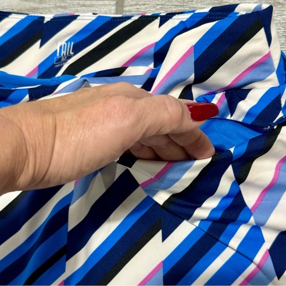 Tail‎ EUC “Isla” Golf Skirt, with Attached Shorts Liner, size Medium. - Picture 5 of 13